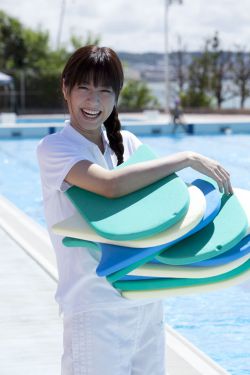 电影巜公交车的激情HD女同